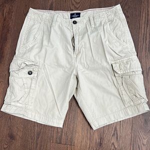 Men’s American Eagle shorts